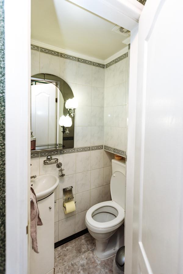 Apartments On Teatralna 26 Lviv Exterior photo